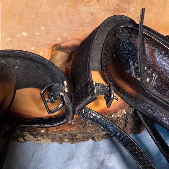 ❌ DONATED ❌ - 💚 3 for $12 💚 - XXI Heels - Picture 15 of 16